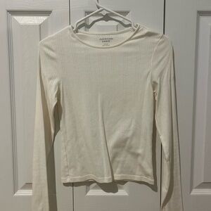American Eagle Outfitters Cream Fitted Long Sleeve Tee
